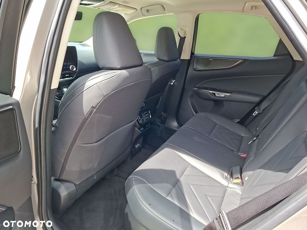 Lexus NX 350h Omotenashi AWD - 13