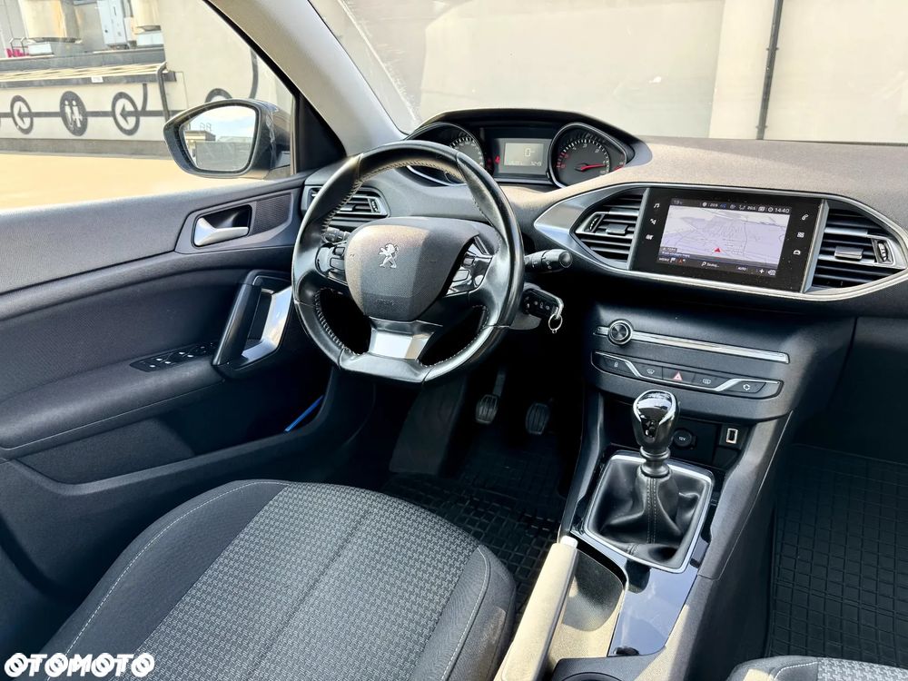 Peugeot 308 SW 1.5 BlueHDi Active S&S - 16