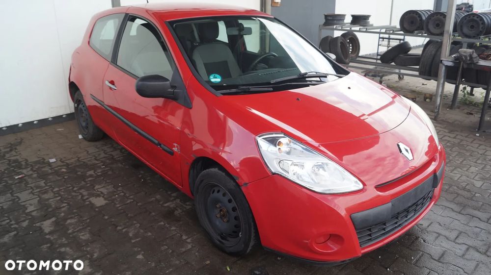 Renault Clio 1.2 16V Alize Euro5 - 6