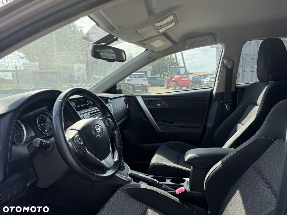 Toyota Auris Hybrid 135 Comfort - 7