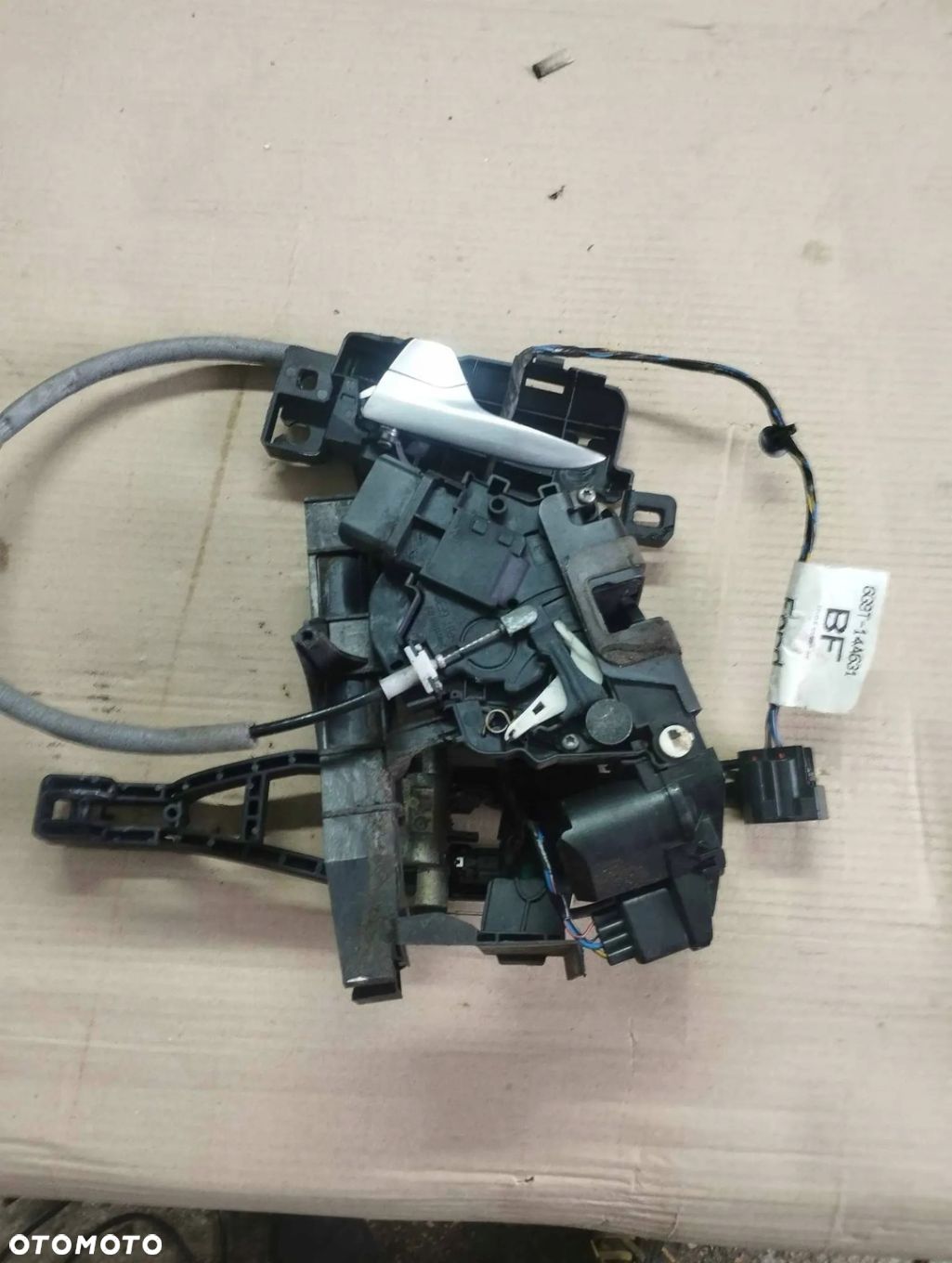 zamek drzwi lewych tylnych kombi ford mondeo m4 lift - 1