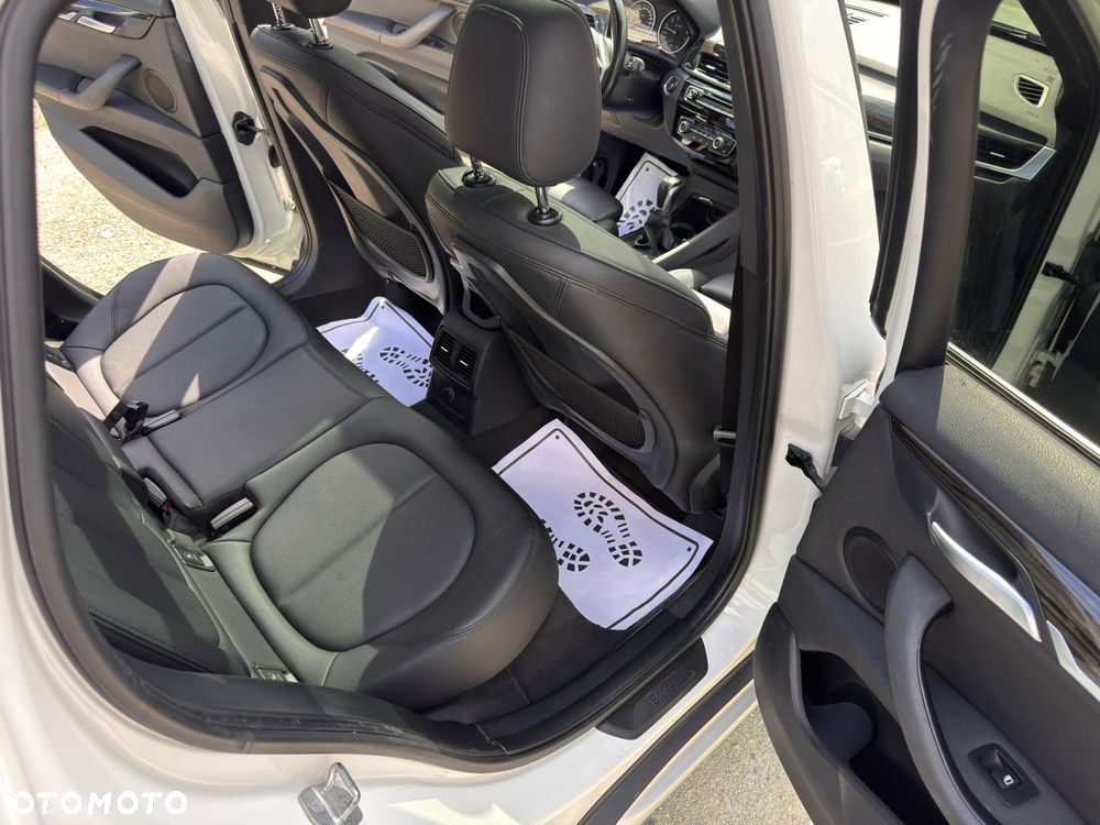 BMW X1 xDrive25i GPF xLine - 20