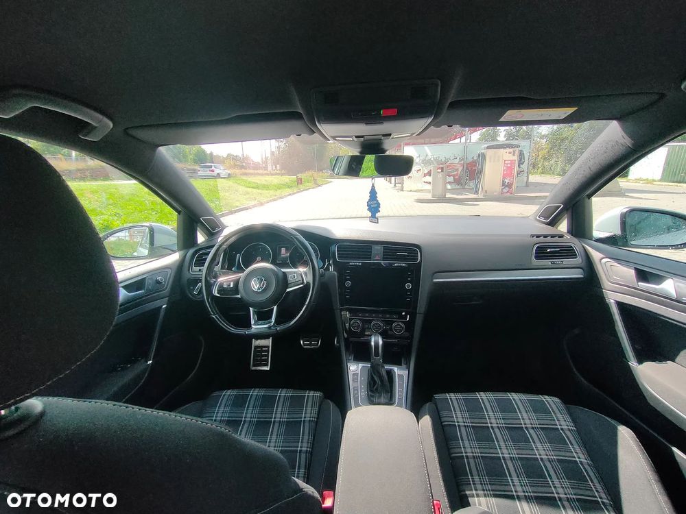 Volkswagen Golf 2.0 TDI BMT GTD DSG - 12