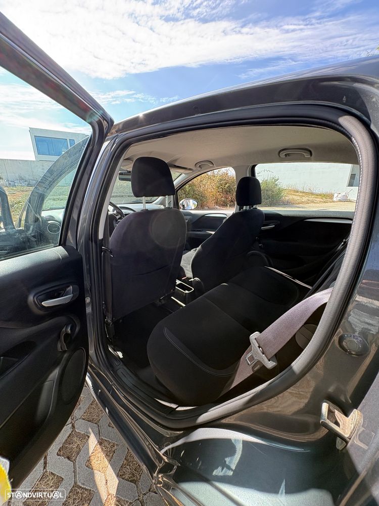 Fiat Punto 1.2 Lounge Start&Stop - 26
