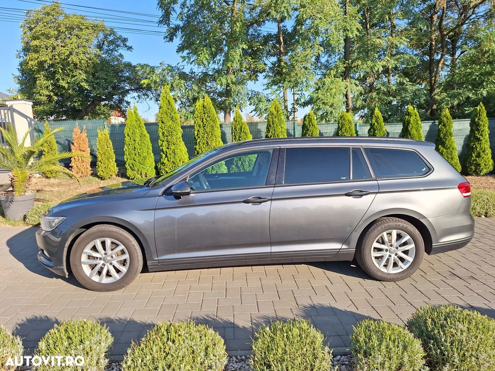 Volkswagen Passat 1.6 TDI Comfortline - 8
