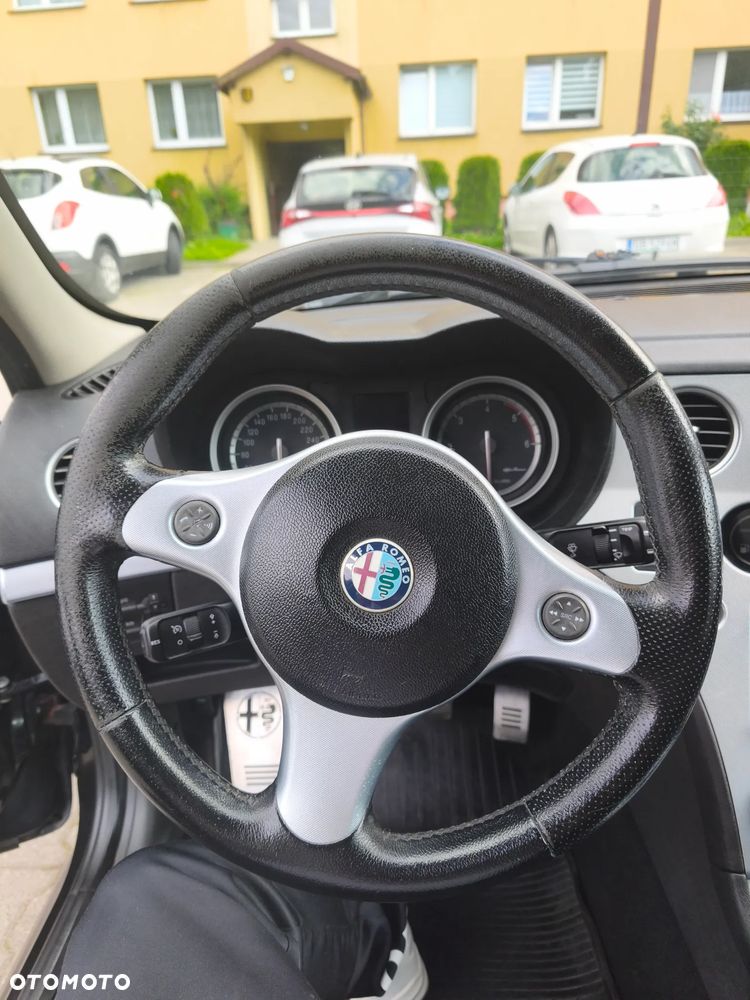 Alfa Romeo 159 1.9JTDM Distinctive - 13