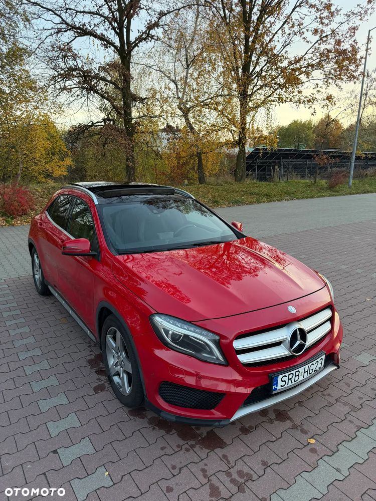 Mercedes-Benz GLA - 2