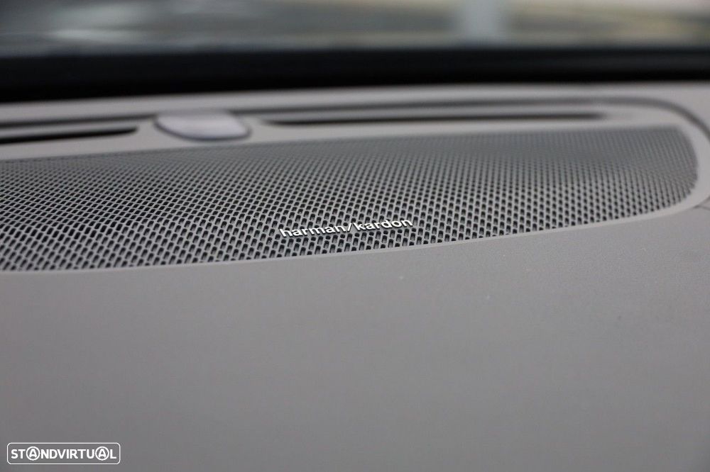 Volvo S90 2.0 T8 Inscription AWD Geartronic - 32