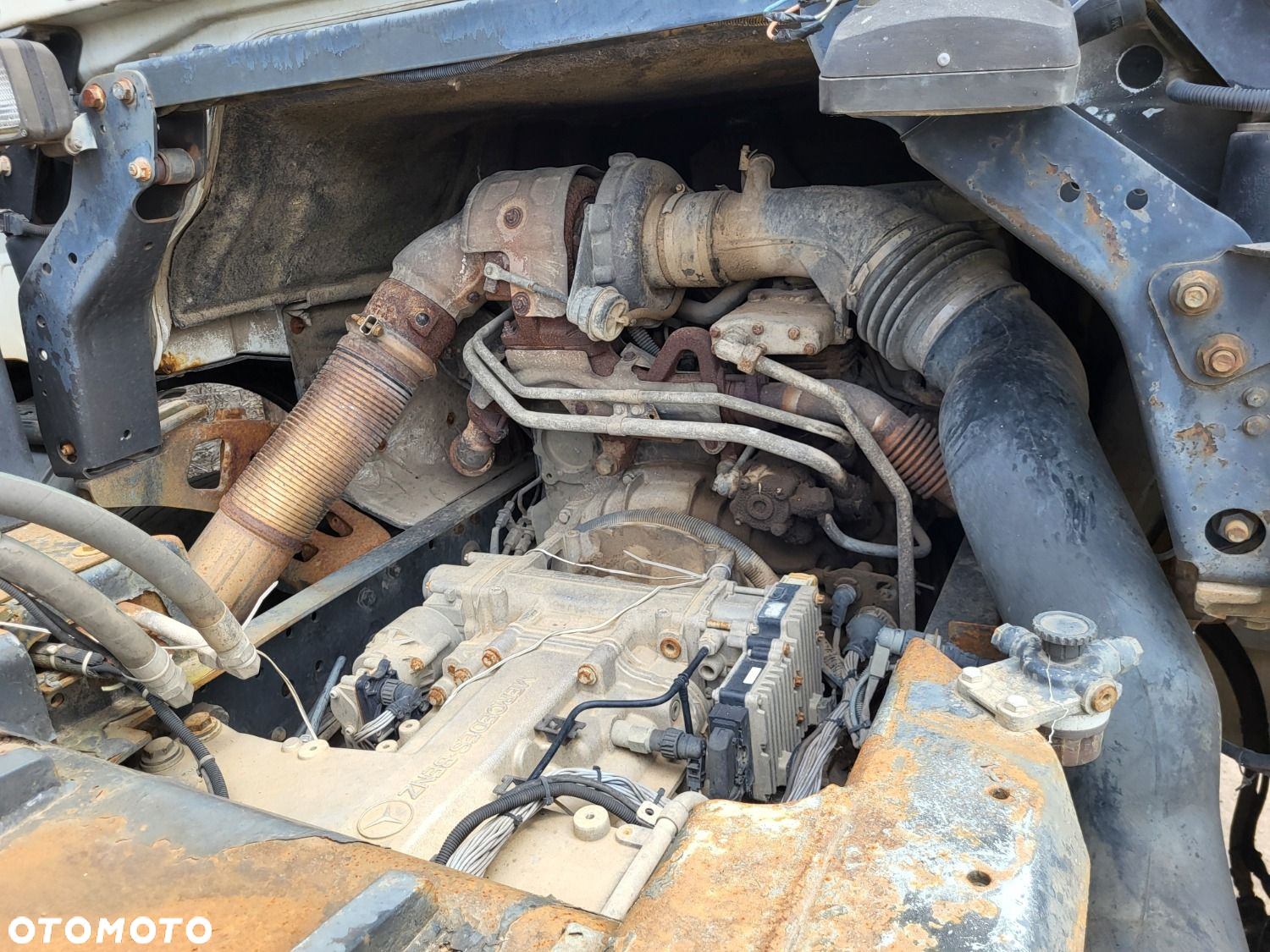 Versalift Actros 2541L/6X2 - 19