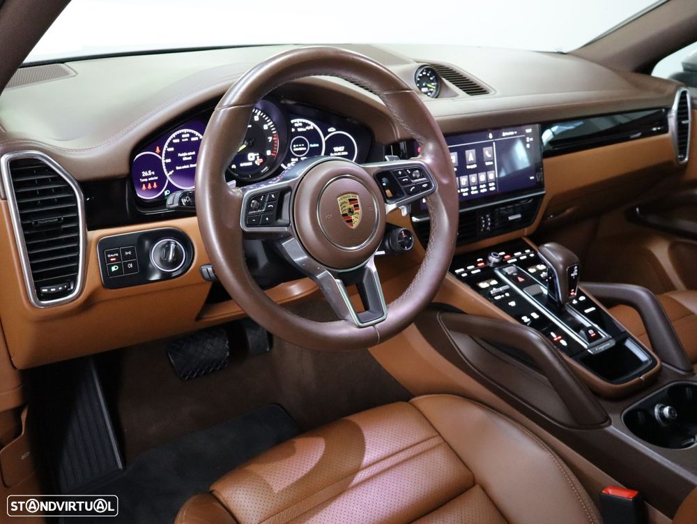 Porsche Cayenne Coupé E-Hybrid - 5