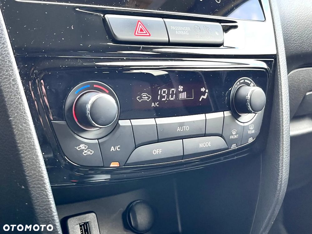 Suzuki Vitara 1.4 Boosterjet mHEV Premium Plus 2WD - 19