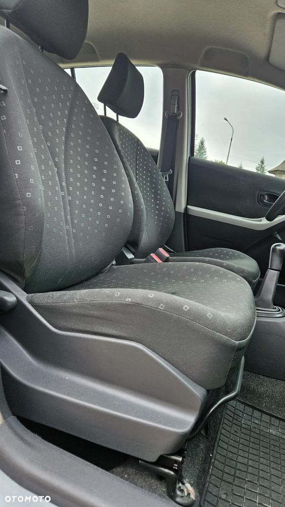 Toyota Yaris 1.3 VVT-i Cool - 23