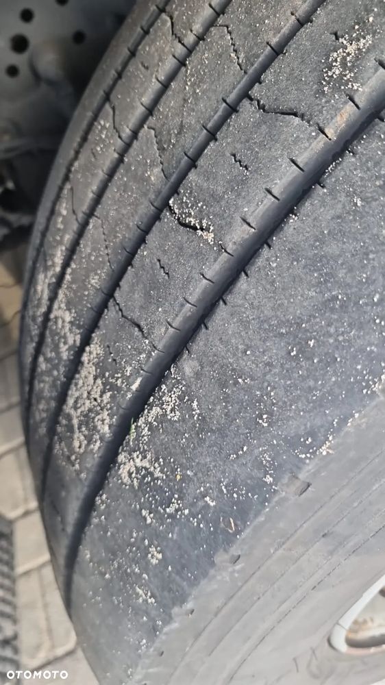 Mercedes-Benz MP4 - 3