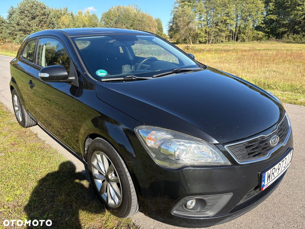 Kia Ceed 1.6 Crdi Comfort + - 5