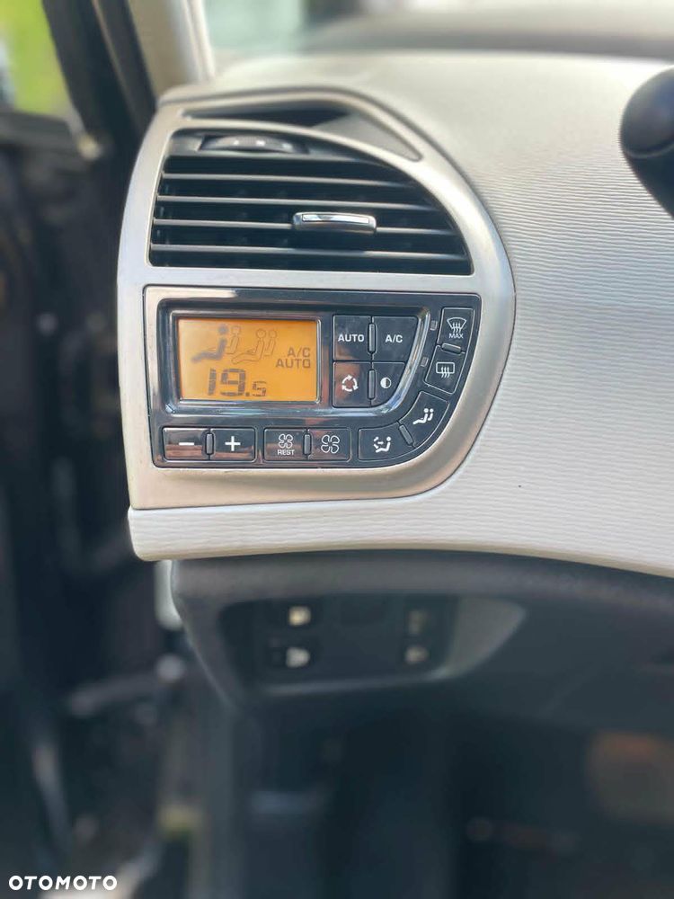 Citroën C4 Grand Picasso - 10