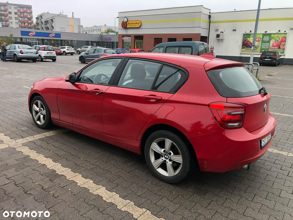 BMW Seria 1 116i - 6