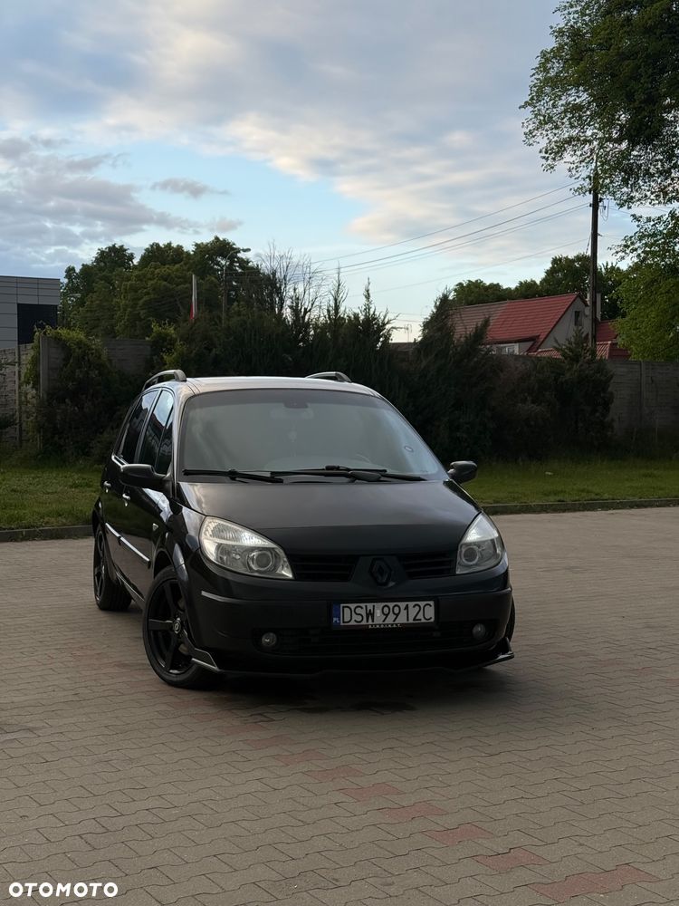 Renault Scenic - 23