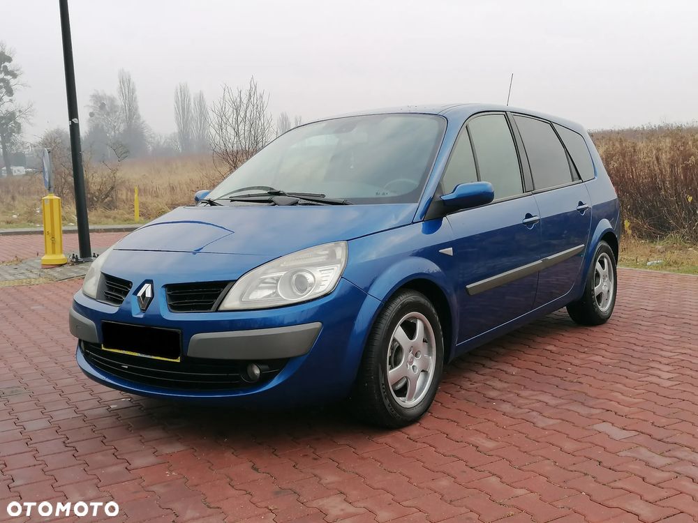 Renault Grand Scenic 2.0 16V Avantage - 1