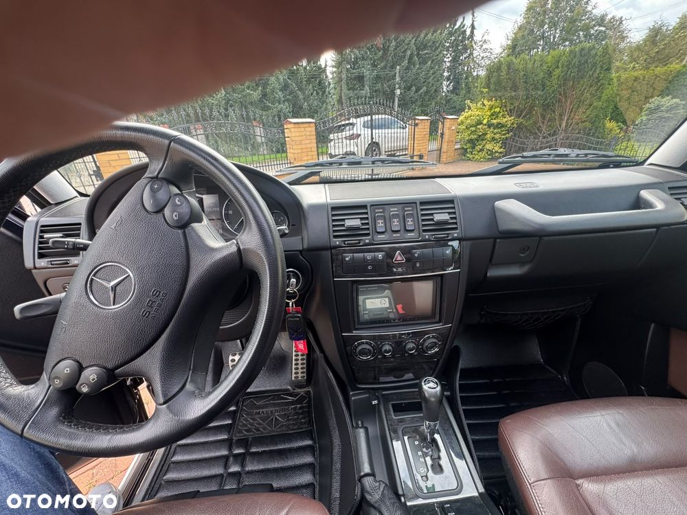 Mercedes-Benz Klasa G 350 BlueTEC 7G-TRONIC - 26