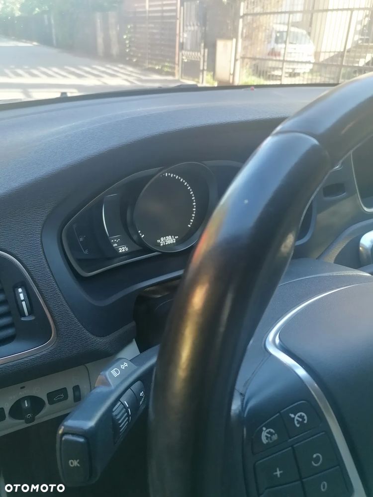 Volvo V40 D2 Summum - 2