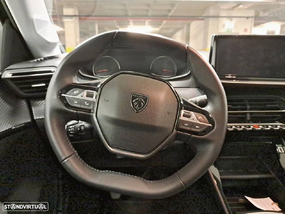 Peugeot 208 1.2 PureTech Style - 12