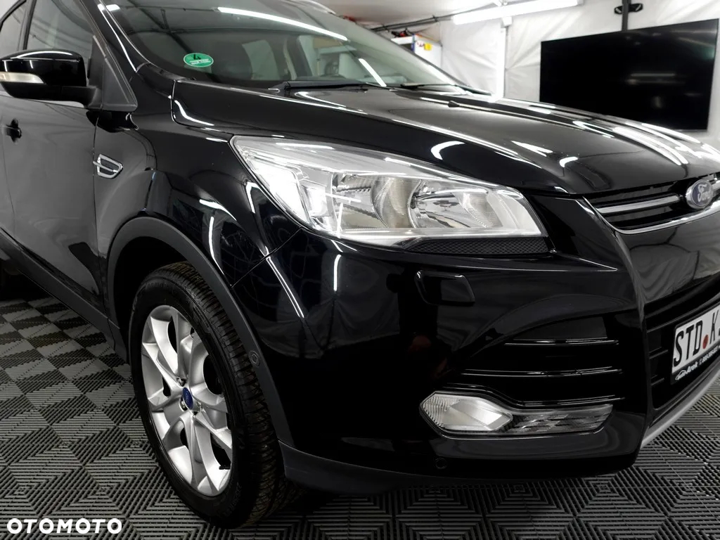 Ford Kuga 2.0 TDCi FWD Titanium - 24