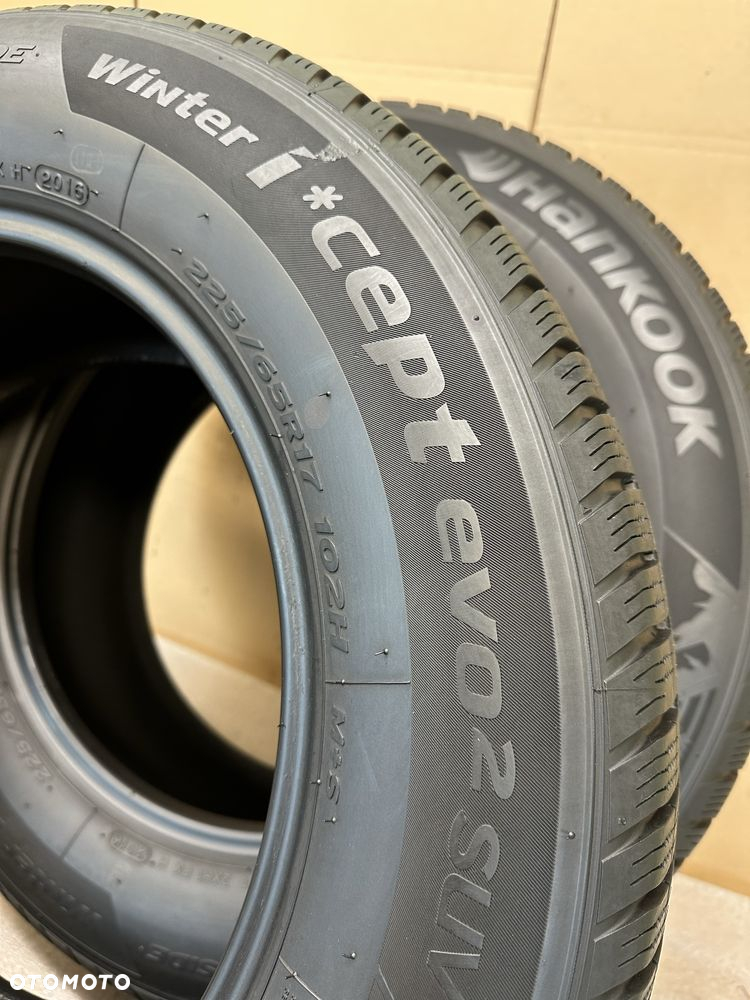Hankook Winter iCept evo2 225/65/17 kpl 2 szt rok 2016 bieżnik ok 6 mm - 4