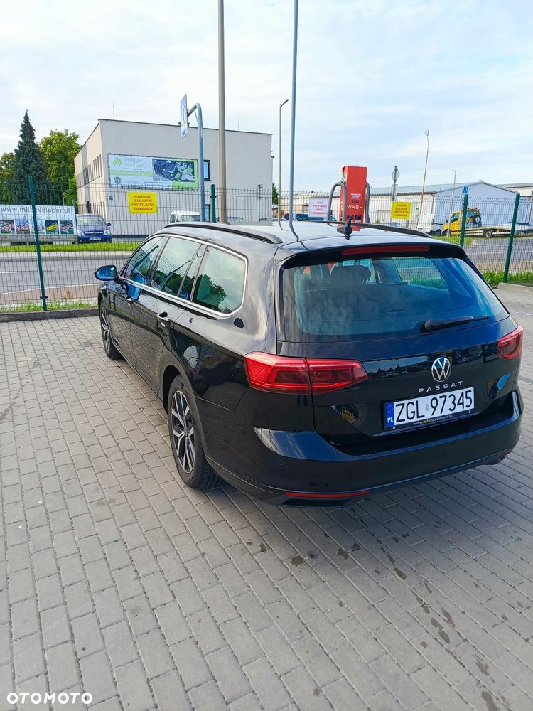 Volkswagen Passat 2.0 TDI EVO Business DSG - 3