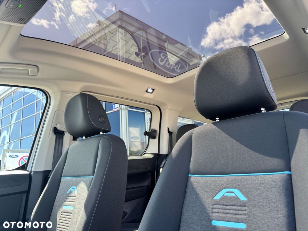 Ford Tourneo Connect Grand - 18