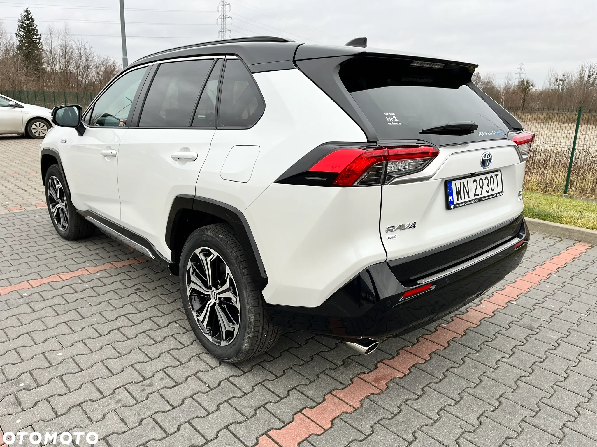 Toyota RAV4 - 6