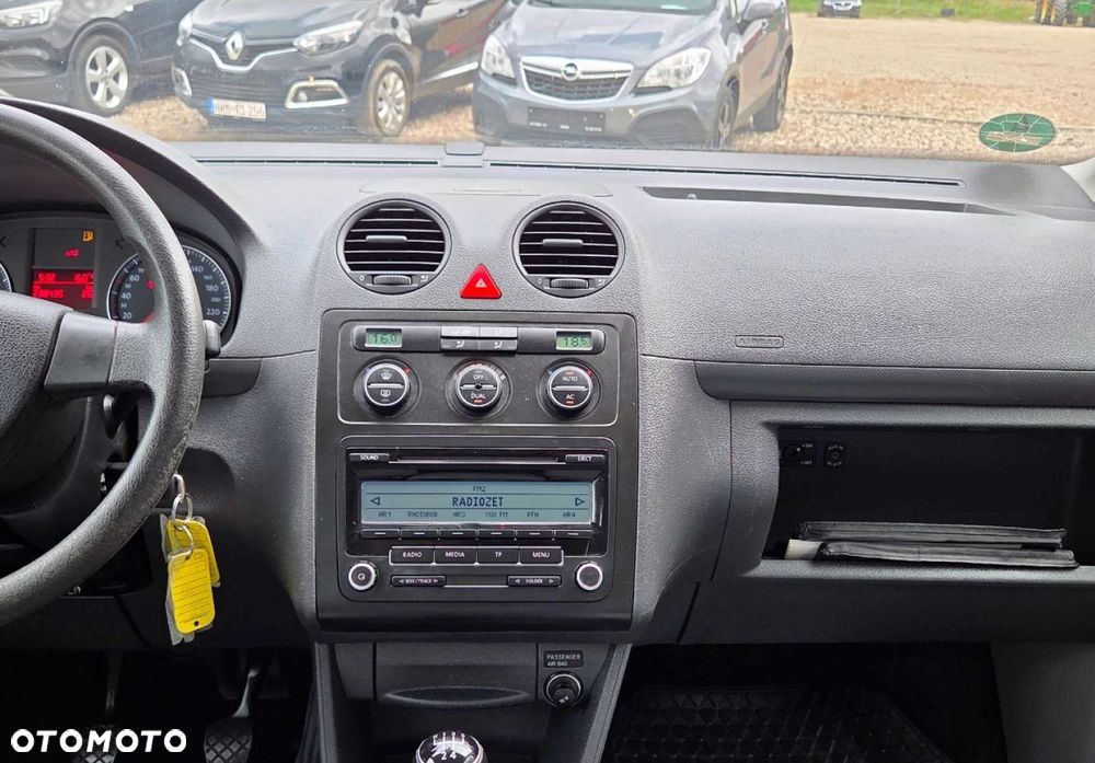Volkswagen Caddy - 11