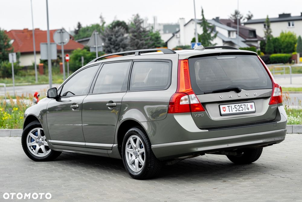 Volvo V70 2.5T Summum - 10