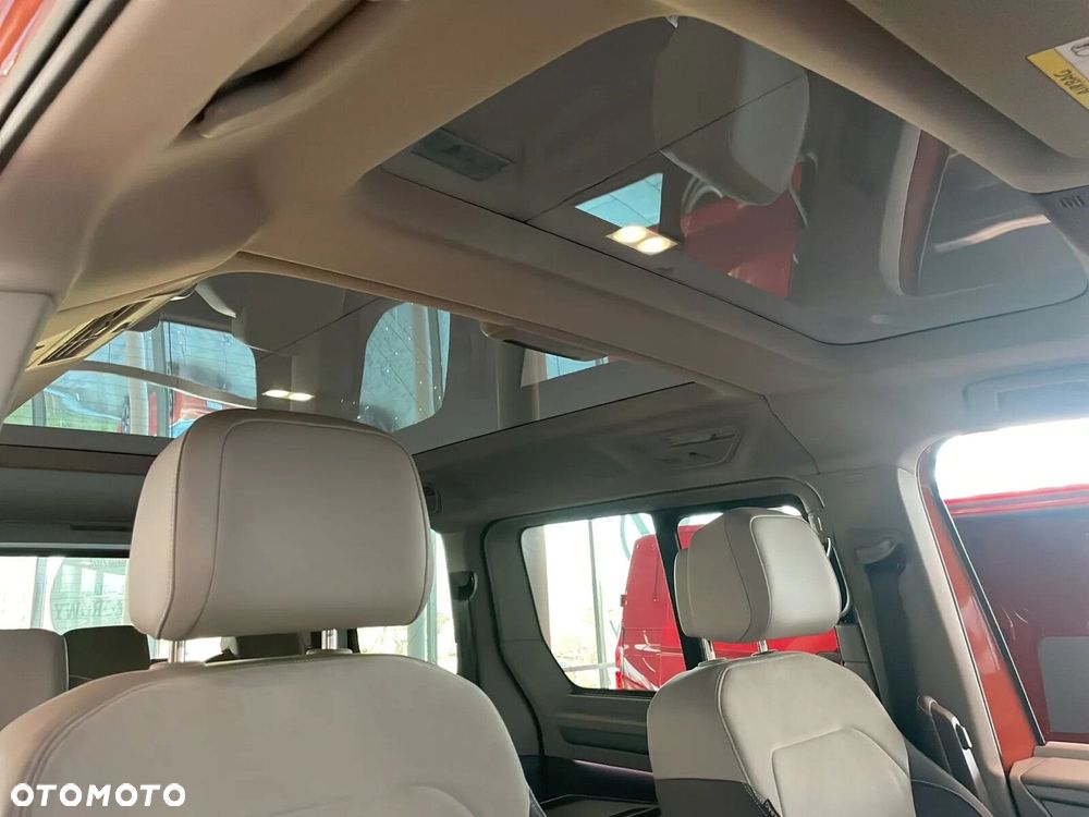 Volkswagen Multivan - 23