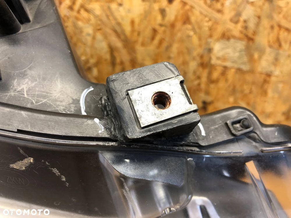 BMW 3 F30 F31 LEWA LAMPA PRZÓD EUROPA - 9