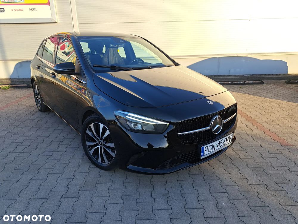 Mercedes-Benz Klasa B 180 d 8G-DCT - 13