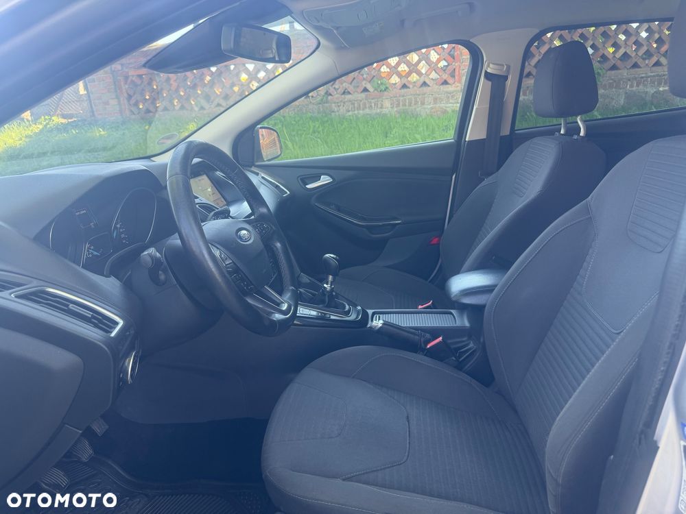 Ford Focus - 19