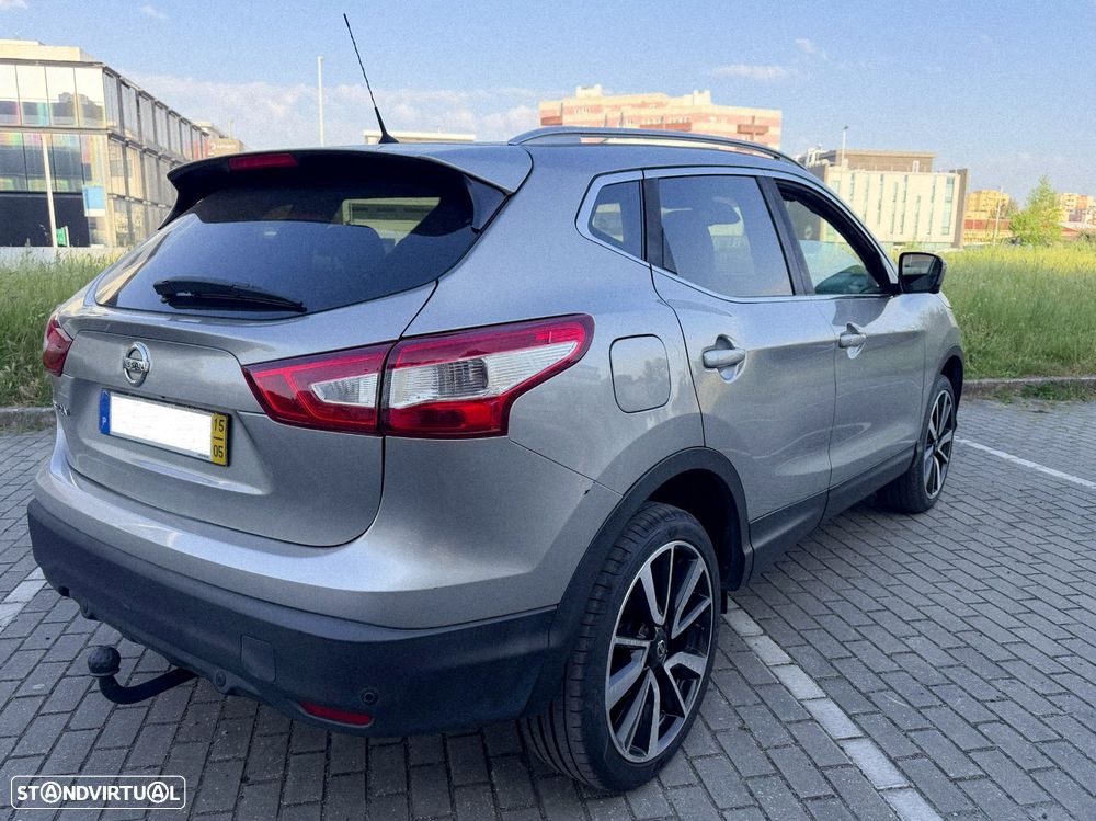 Nissan Qashqai 1.6 dCi Tekna Premium Pele S P.Preta - 2