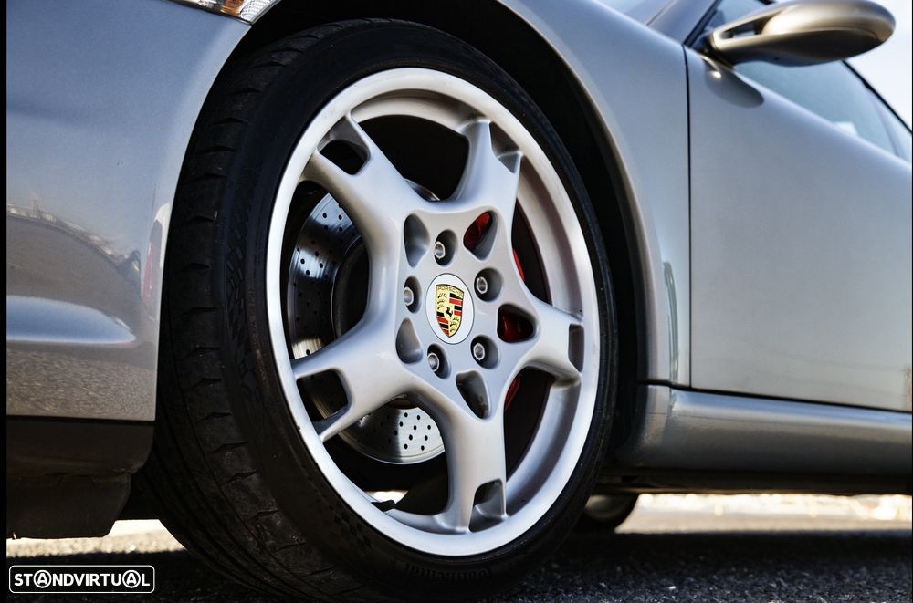 Porsche 911 (997) Carrera S - 7