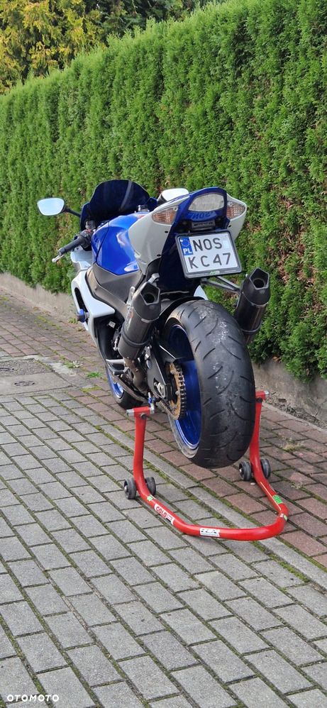 Suzuki GSX-R - 4