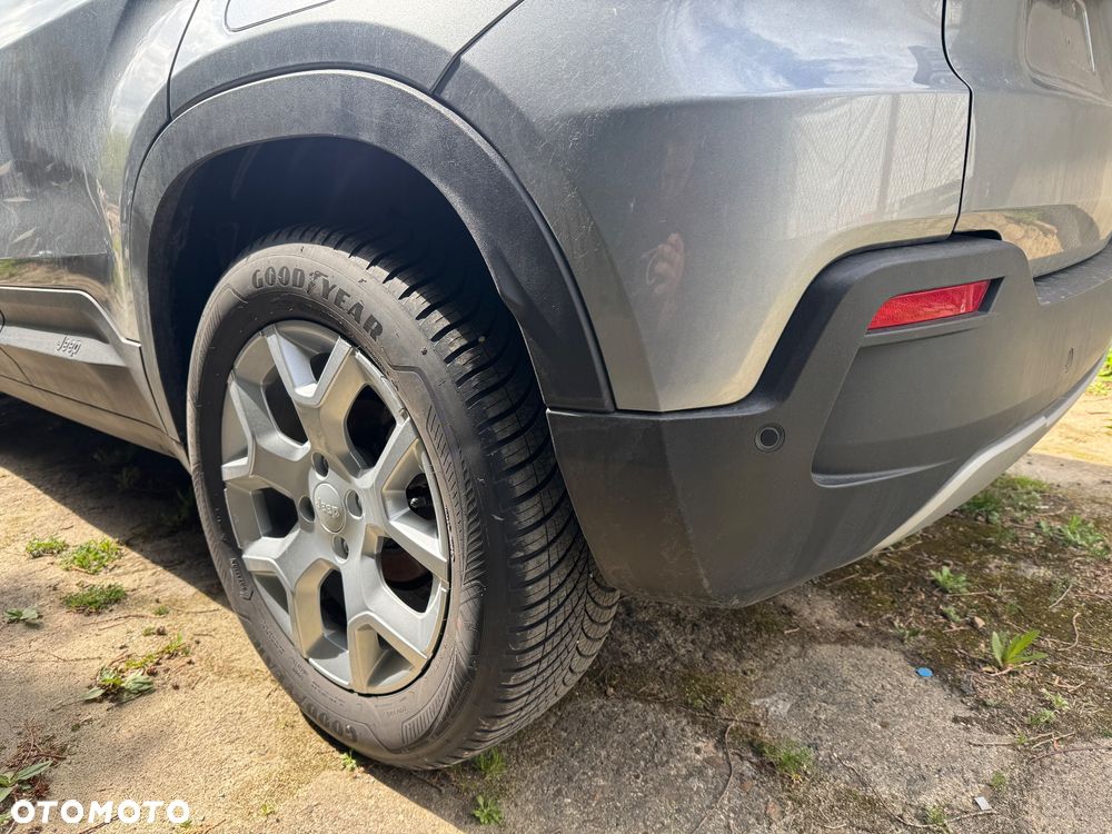 Jeep Avenger 1.2 GSE T3 Turbo-Benzin GDI Altitude - 17