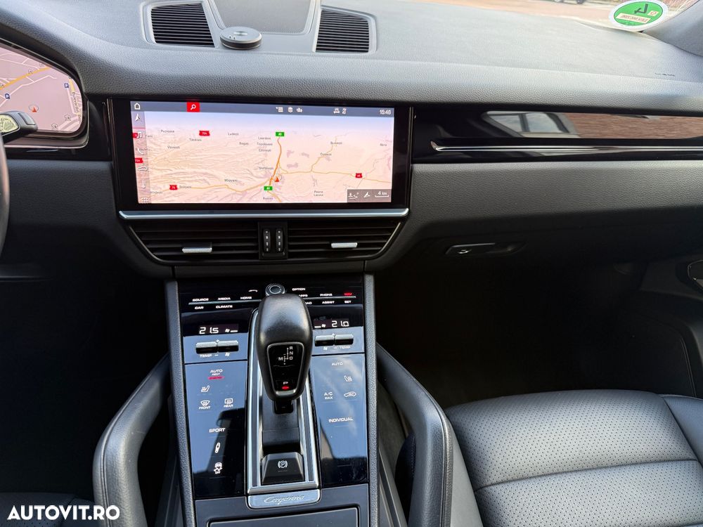 Porsche Cayenne Tiptronic S - 28