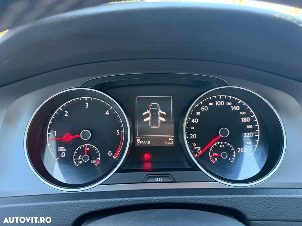 Volkswagen Golf 1.6 TDI SCR United - 14