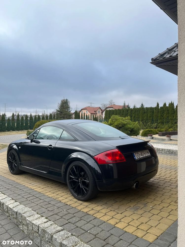 Audi TT Coupé - 4