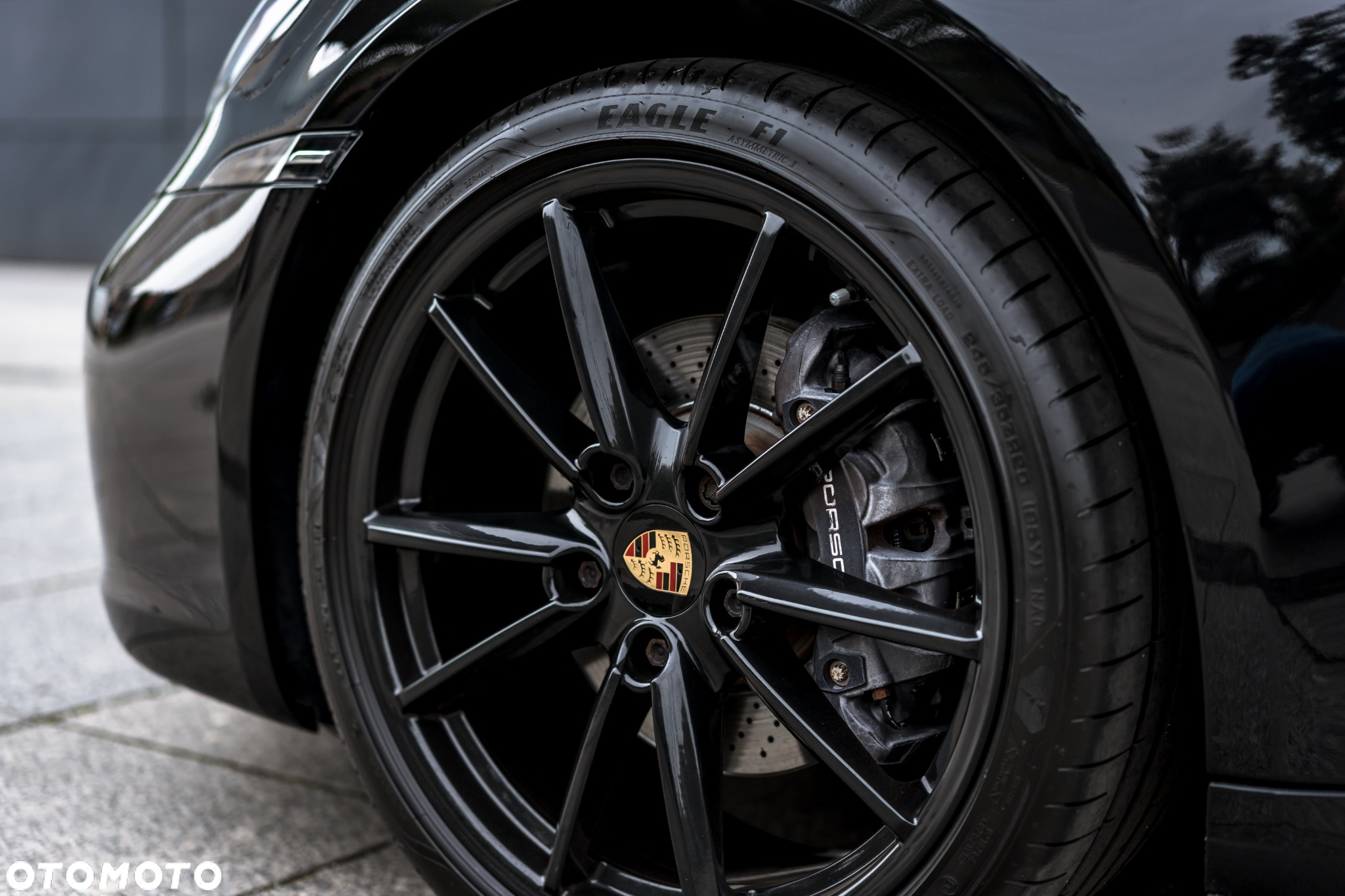 Porsche 911 Carrera - 18