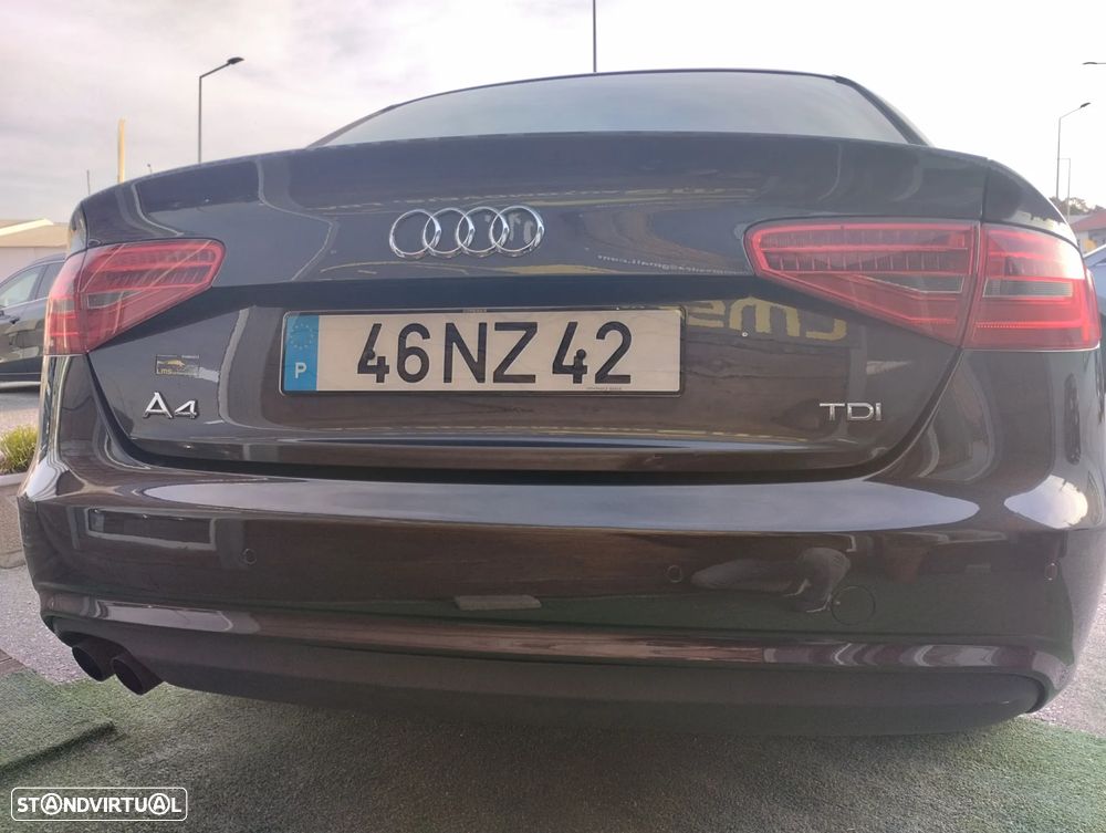 Audi A4 2.0 TDI Business Line Sport - 6