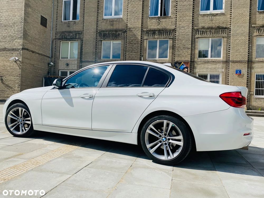 BMW Seria 3 320d - 3