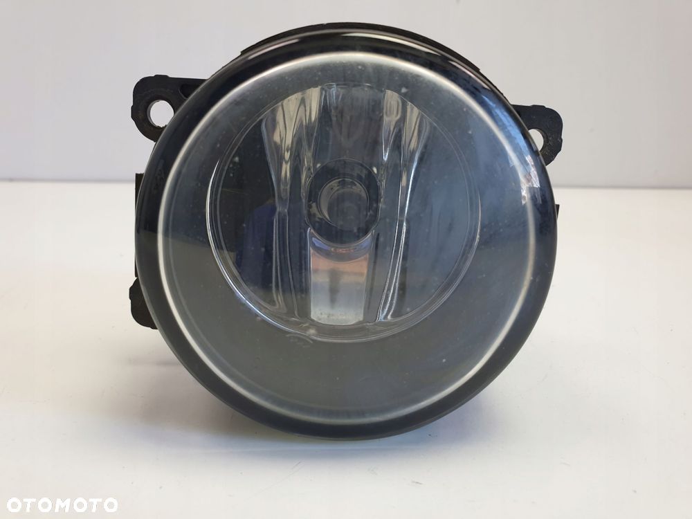 Nissan X-trail PRAWY PRZEDNI HALOGEN przód - 2