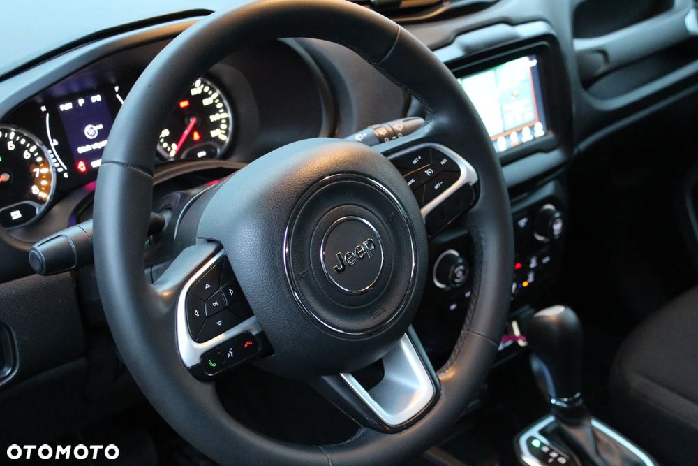 Jeep Renegade - 14