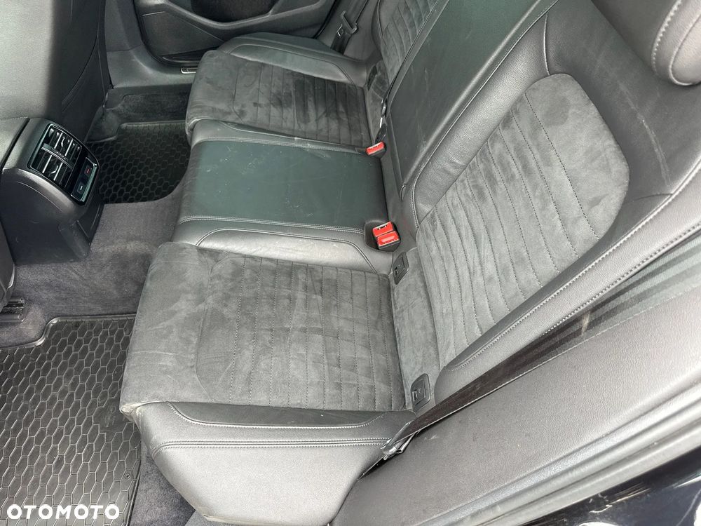 Volkswagen Passat 1.8 TSI BMT Highline DSG - 23
