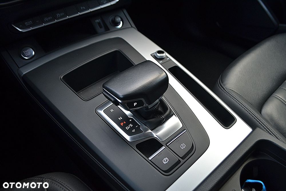 Audi Q5 35 TDI S tronic sport - 32